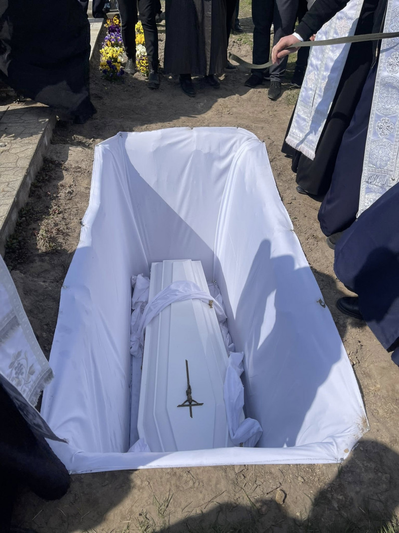 На Волині провели в останню путь священника Володимира Лапінського