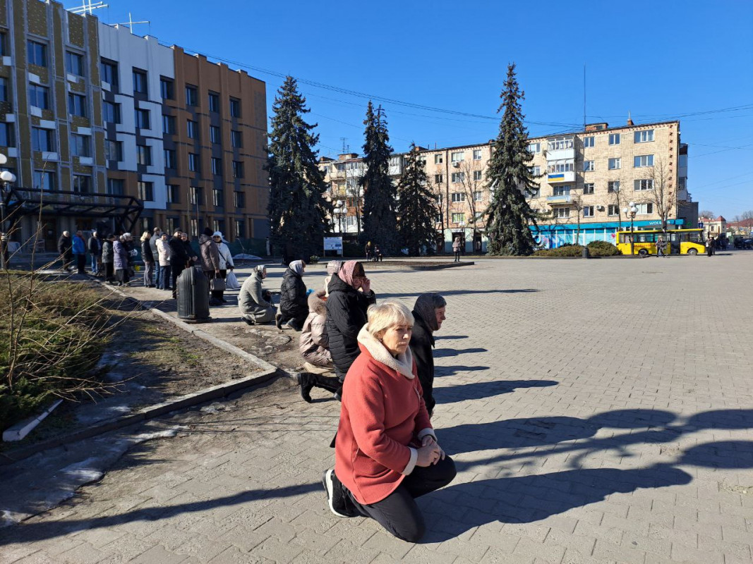 Мав приїхати у відпустку, а повернувся навіки «на щиті»: на Волині попрощалися з Героєм Олександром Маслом