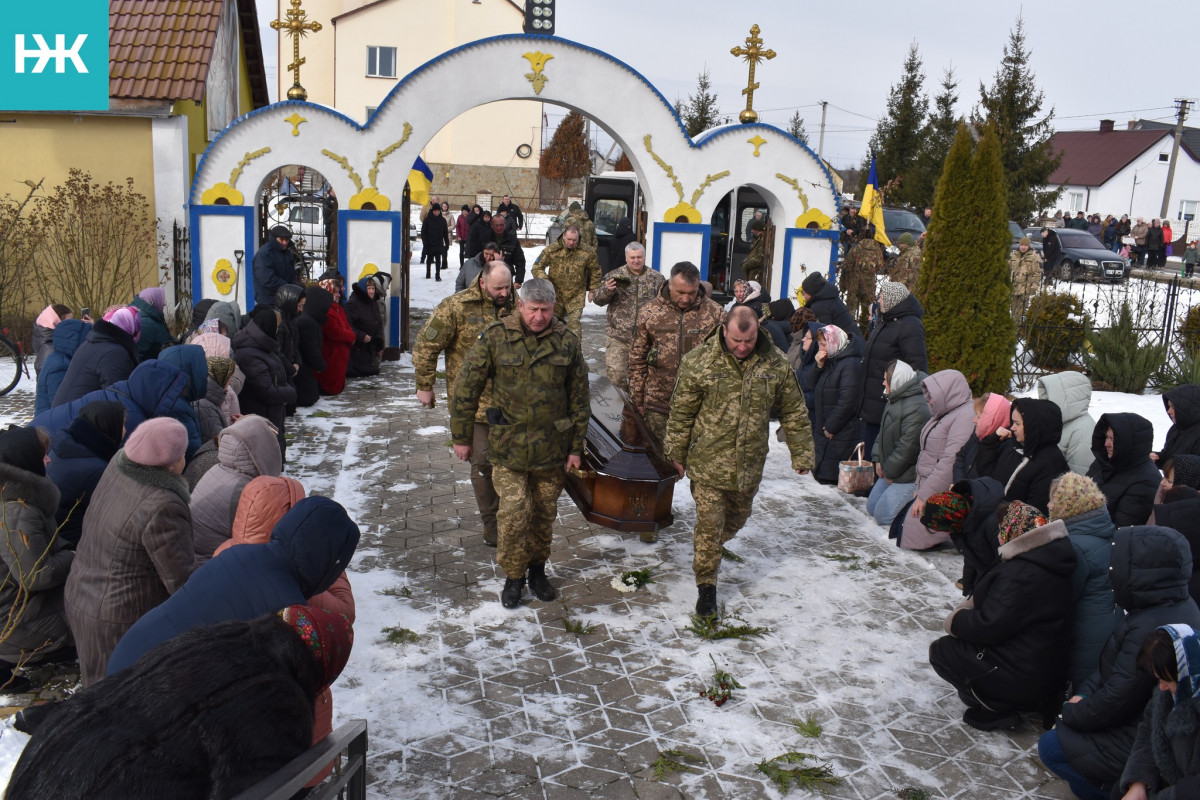 Загинув у Курській області: на Волині поховали Героя Валерія Солоху