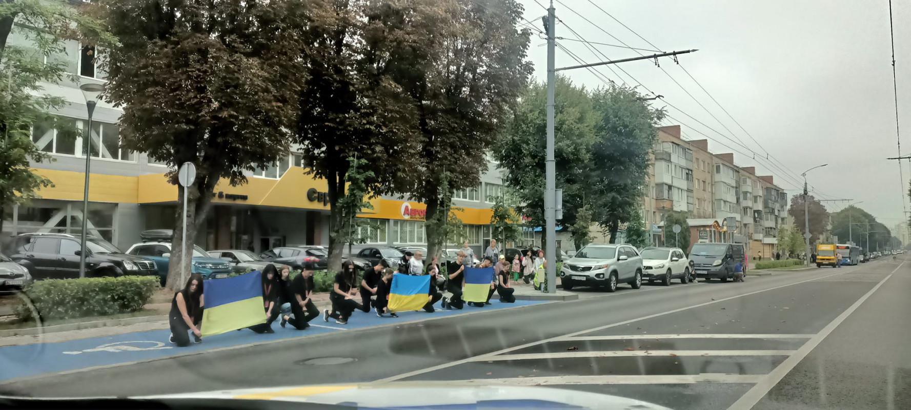 Загинув на Курському напрямку: у Луцькому районі поховали мінометника Олексія Сенченка