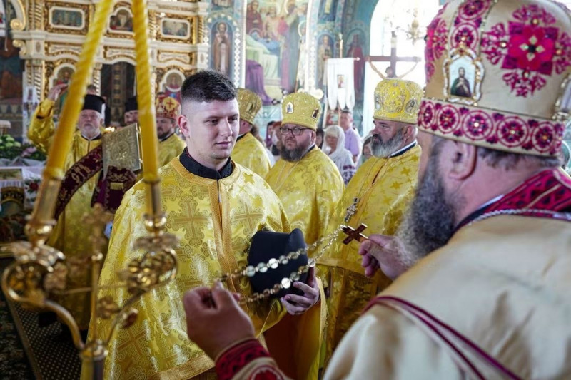 У місті на Волині відзначили 30-річчя Покровського собору: митрополит Михаїл очолив Літургію