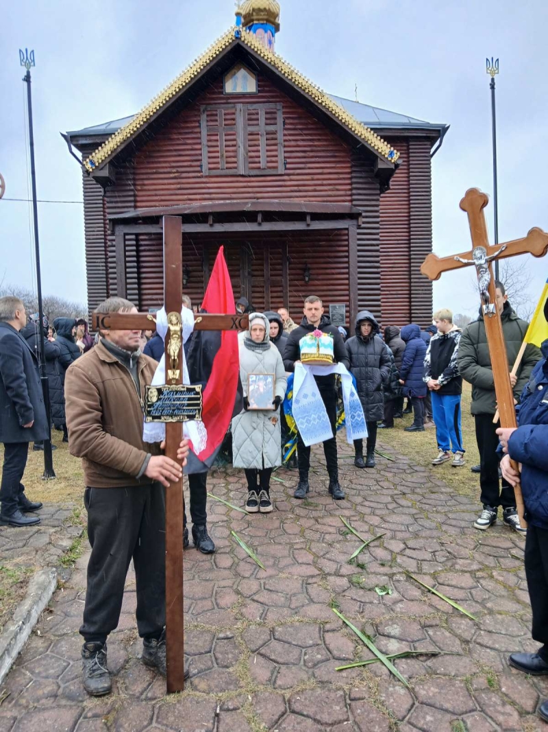 Серце зупинилося у лікарні внаслідок хвороби: на Волині попрощалися із військовослужбовцем Миколою Казміруком