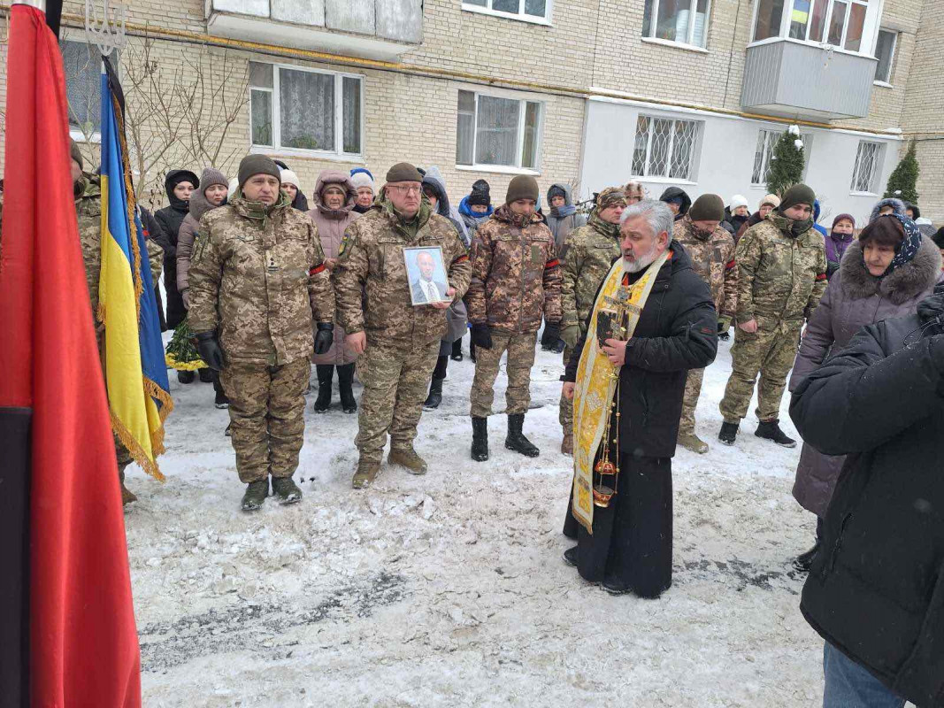 Загинув понад 9 місяців тому: у Луцькому районі попрощалися із захисником Олександром Кувшиновим