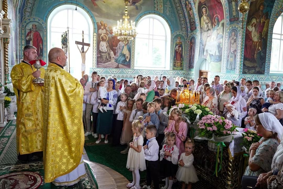 У місті на Волині відзначили 30-річчя Покровського собору: митрополит Михаїл очолив Літургію