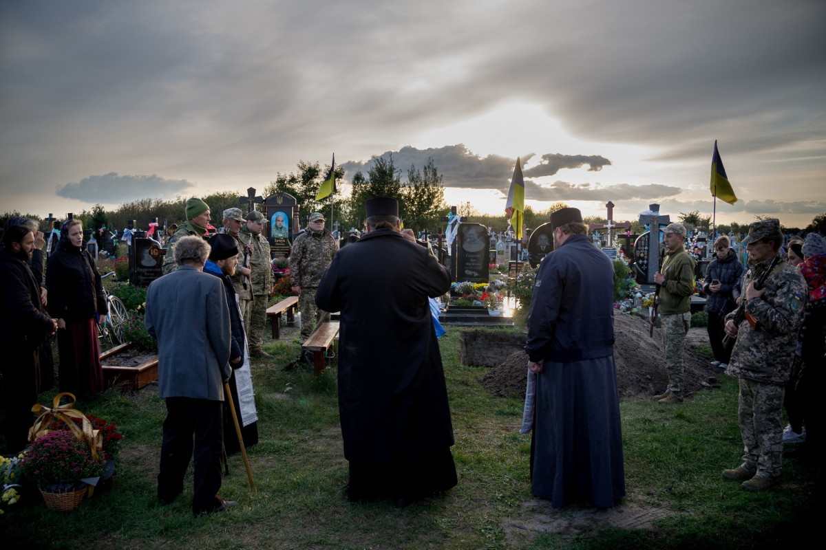 Загинув в бою за Україну: на Волині попрощалися з Героєм Олександром Синяговським