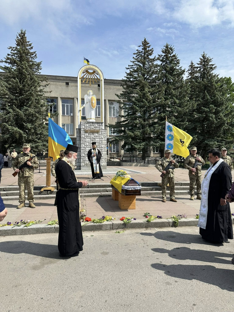На Волині провели в останню путь захисника Андрія Трохимчука