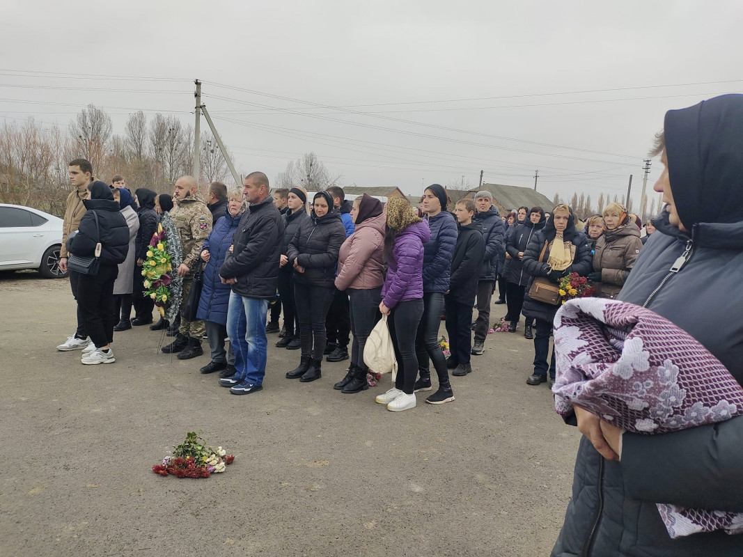 Заручився з коханою за кілька місяців до загибелі: на Волині попрощалися із 25-річним Героєм Андрієм Федоруком