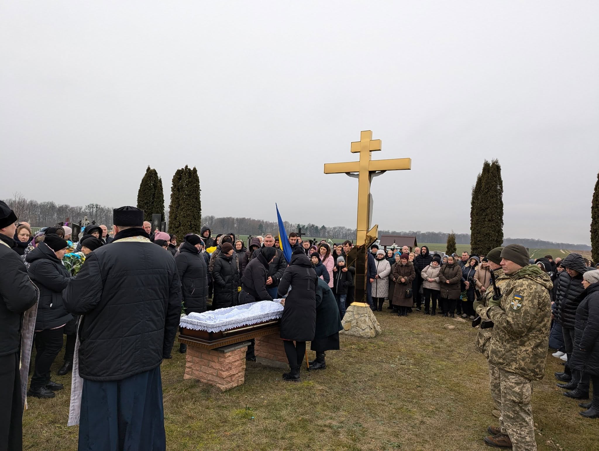 Серце зупинилося у лікарні: на Волині попрощалися з Героєм Олегом Котом