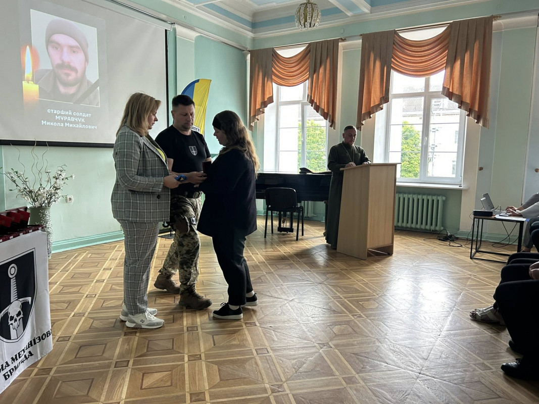 У Луцьку вручили «Хрест Героя» родинам загиблих воїнів 33-ї ОМБр