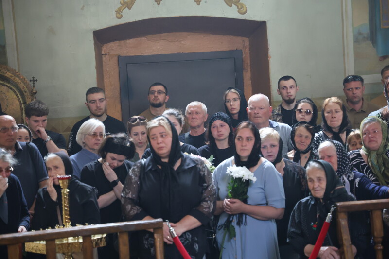 Назавжди 31: у Луцькій громаді попрощалися з Героєм Олександром Каленюком
