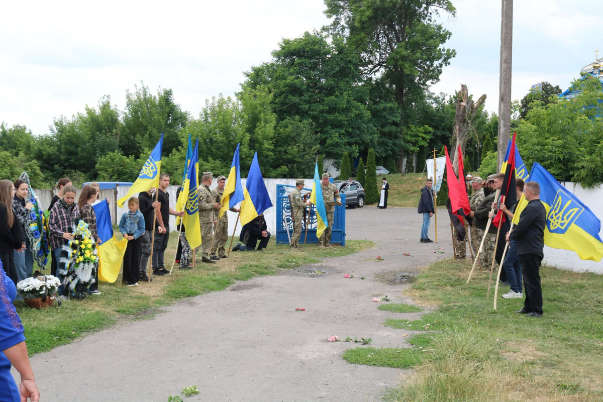 Помер після поранення: на Волині попрощалися із Захисником Ігорем Андрійчуком