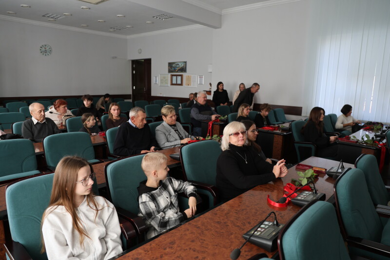 У Луцьку родинам загиблих воїнів вручили державні нагороди
