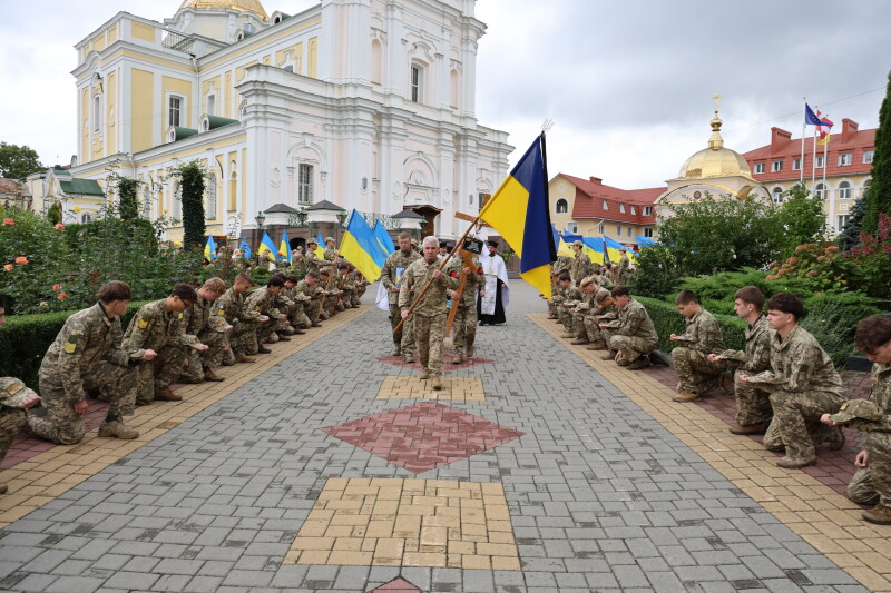 Не встиг створити сім’ю: у Луцьку попрощалися з Героєм Олексієм Кривовим, який довгий час вважався зниклим безвісти
