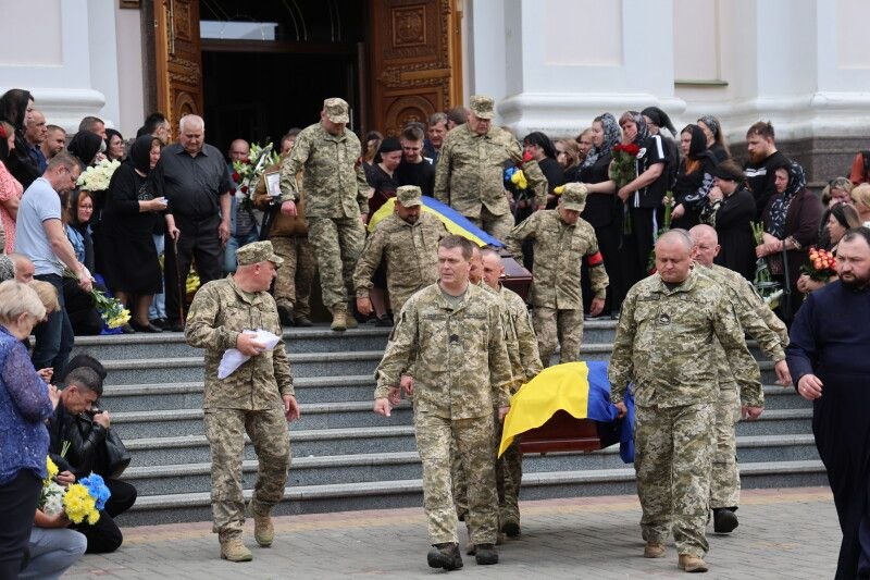 На Волині попрощалися з Героями Олександром Махновцем та Валерієм Максимчуком