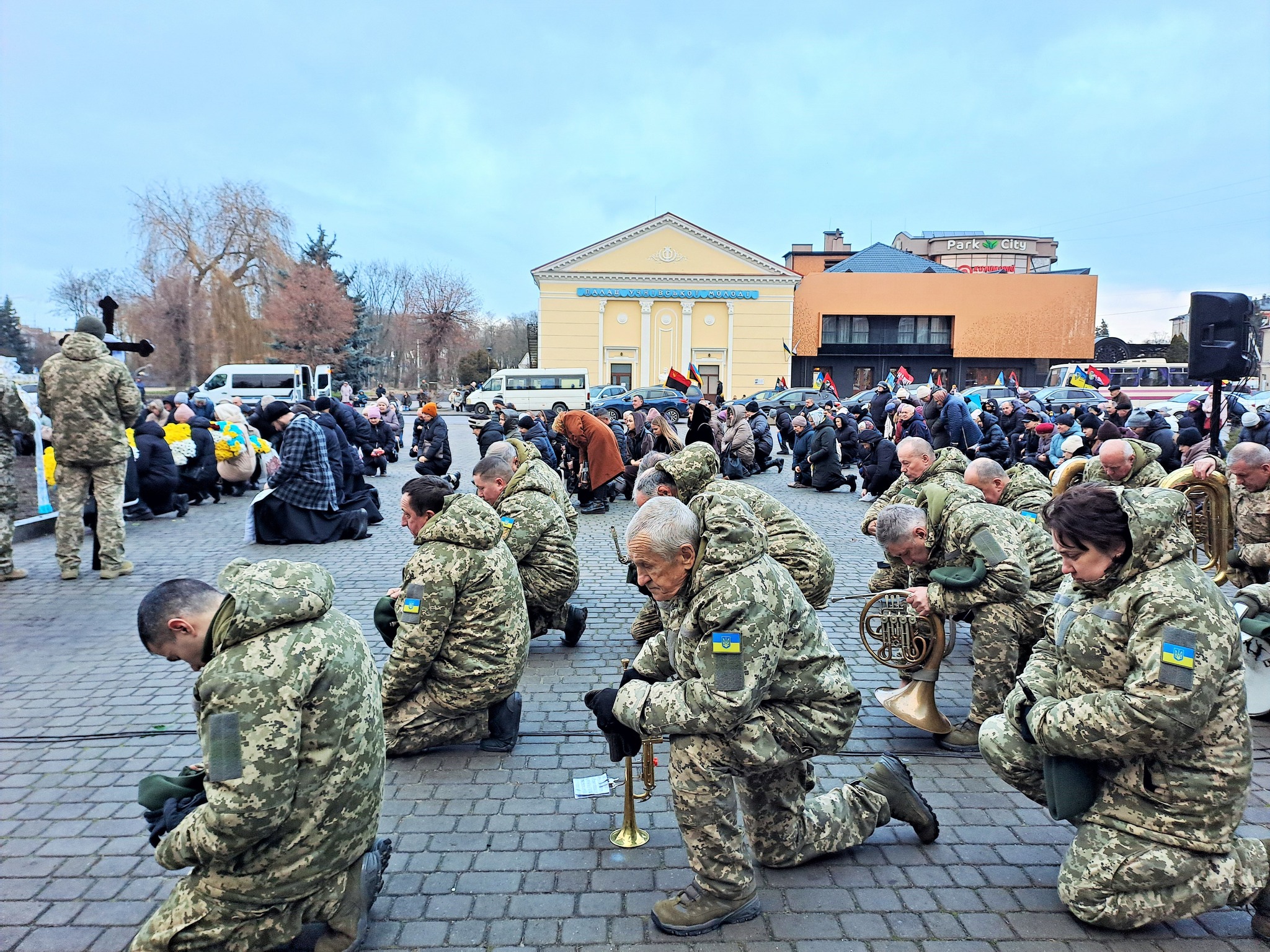 Упродовж 13 місяців його доля залишалася невідомою: на Волині поховали Героя Романа Лайтара