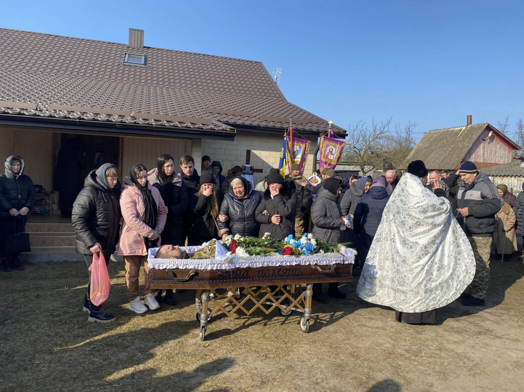 Йому навіки 36 років: попрощалися із уродженцем Луцького району Юрієм Кулішем, який загинув на Донеччині