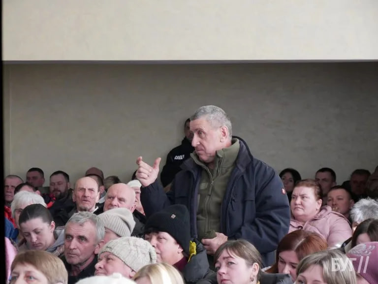 У селі на Волині УПЦ МП зірвали перехід храму до ПЦУ. Відео