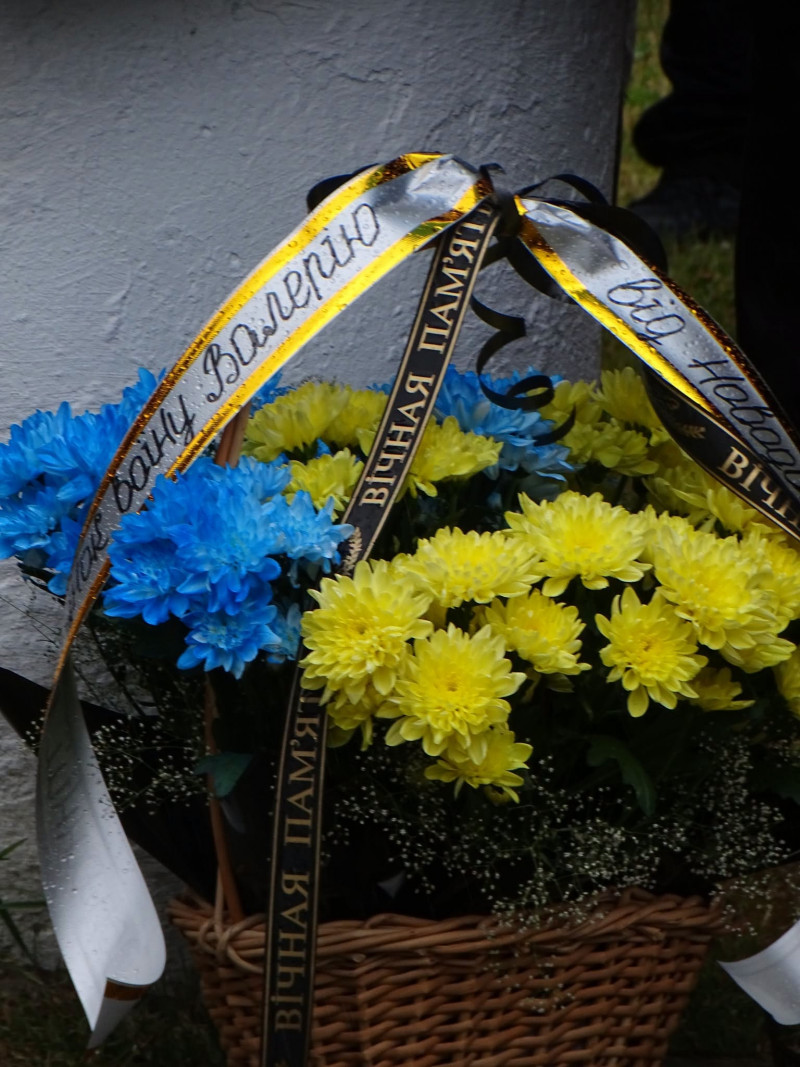 Через майже два роки після загибелі на Волині поховали Героя Валерія Кікавського