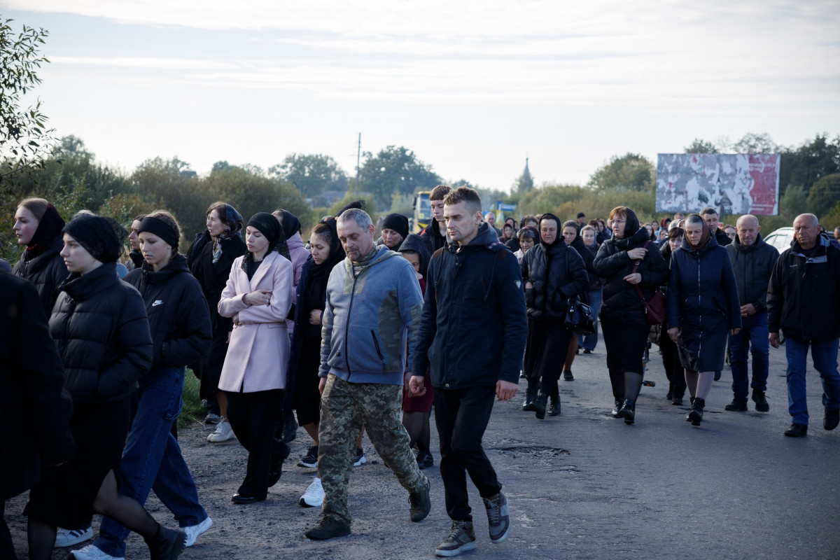 Понад пів року вважався зниклим безвісти: на Волині попрощалися з Героєм Дмитром Макаревичем