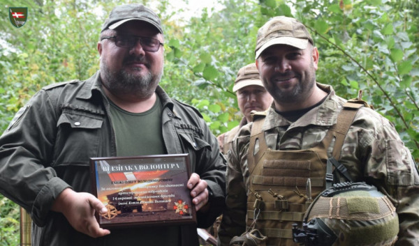 Воїнам-артилеристам волинської бригади на передовій вручили державні нагороди