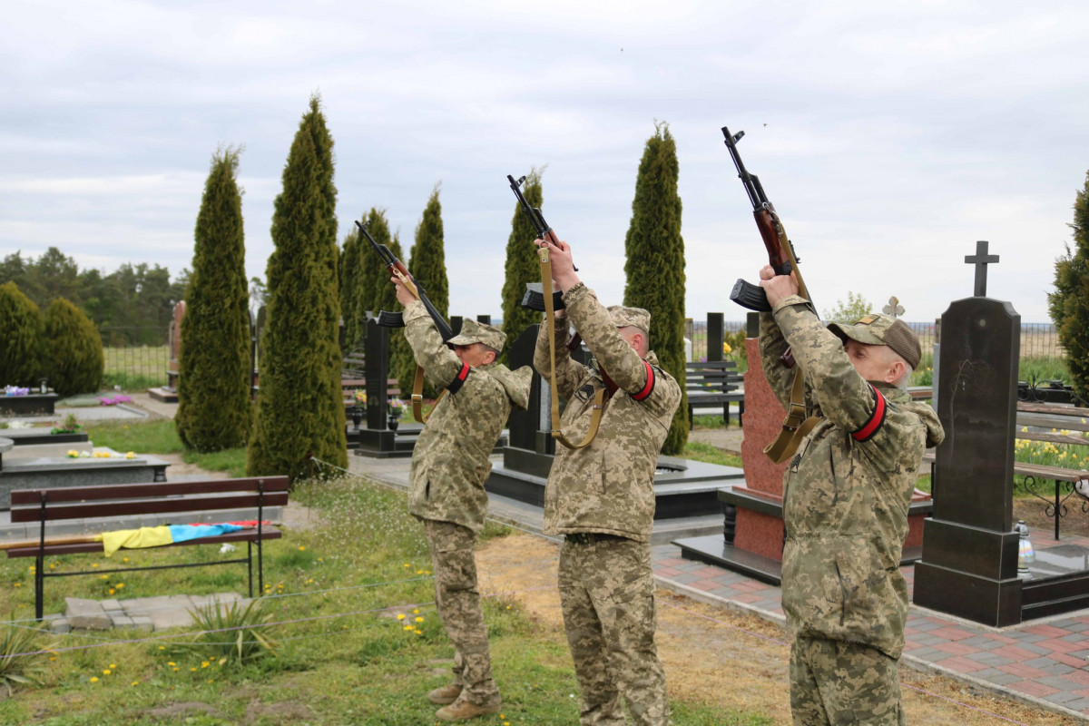 На Волині попрощалися із захисником Миколою Гундеричем