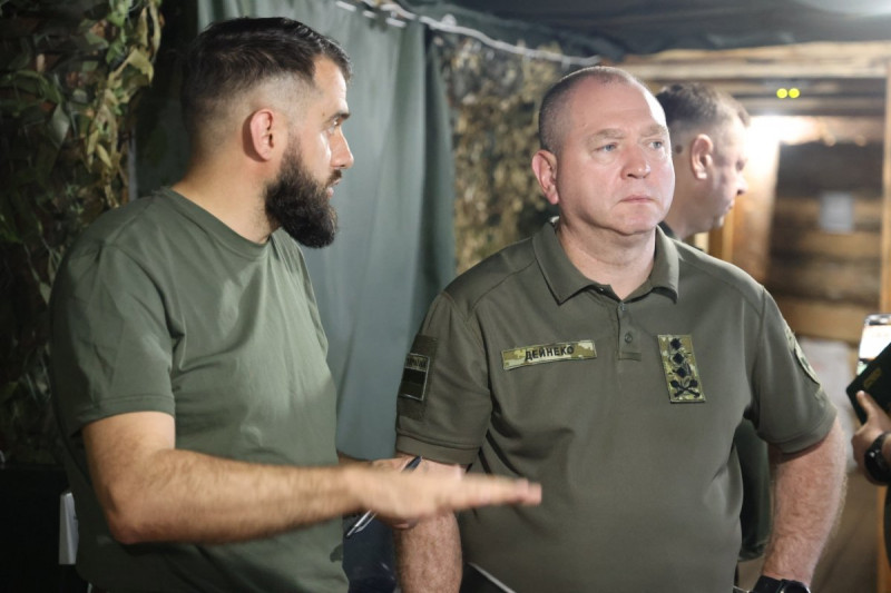 Нагороди на передовій: очільник ДПСУ відзначив волинських прикордонників на сході України