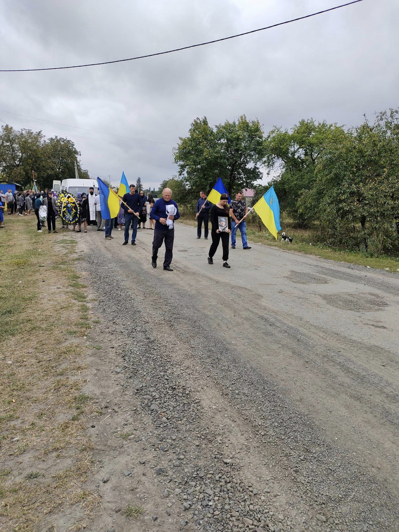 Помер у лікарні від важкої хвороби: на Волині попрощалися з Героєм Ігорем Дубчуком