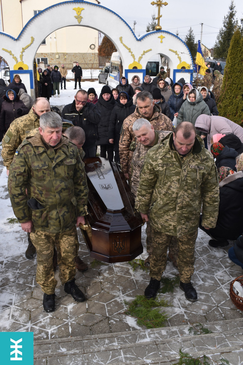 Загинув у Курській області: на Волині поховали Героя Валерія Солоху