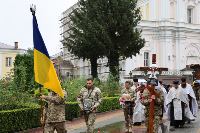 Навіки лише 33: у Луцьку попрощалися з Героєм Романом Радом'яком