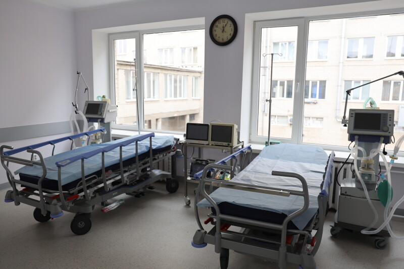 У луцькій міській лікарні відкрили оновлений операційний блок