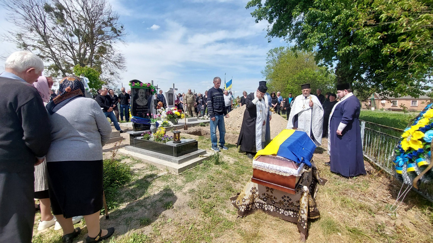 На Волині в останню путь провели Героя Грисюка Сергія, який загинув під Авдіївкою у 2023 році