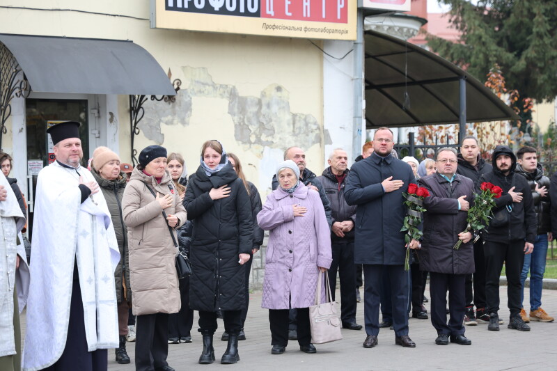 У липні виповнилося лише 23 роки: у Луцьку попрощалися з молодим Героєм Степаном Осипчуком