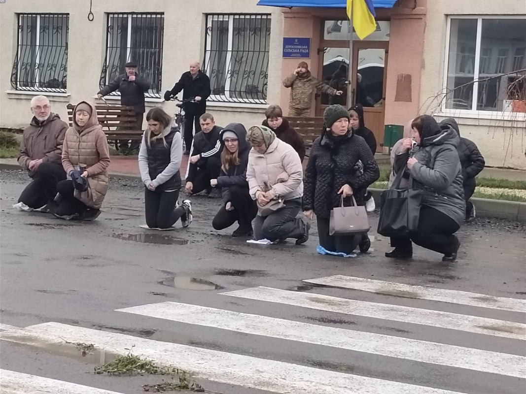 В останню дорогу з Молитвою українського націоналіста: волиняни попрощалися з Ярославом Садом
