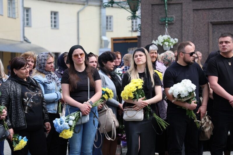 На Волині попрощалися з Героями Олександром Махновцем та Валерієм Максимчуком