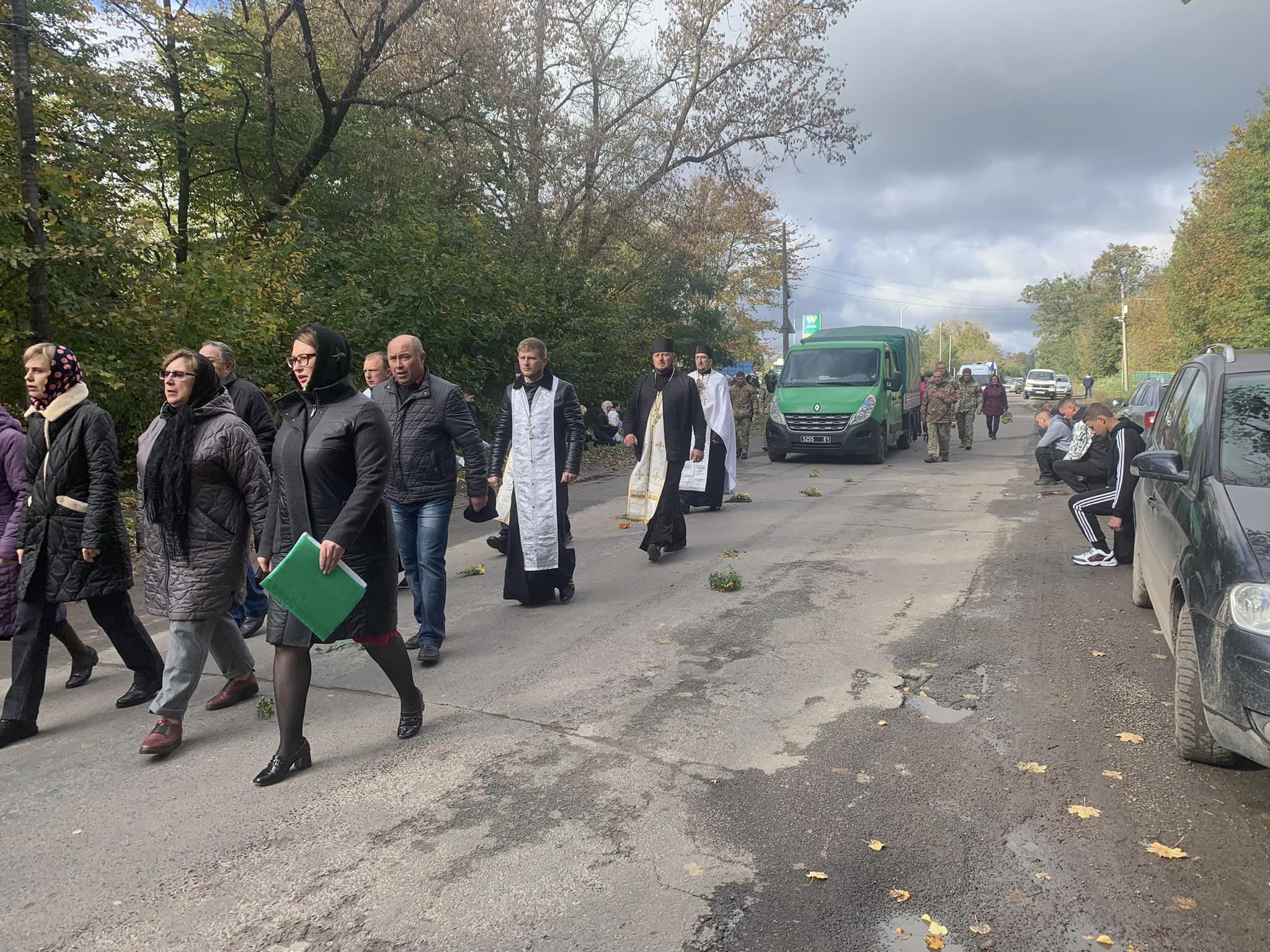 Призвали на службу у липні, а в жовтні загинув: на Волині поховали Героя Олександра Старостіна