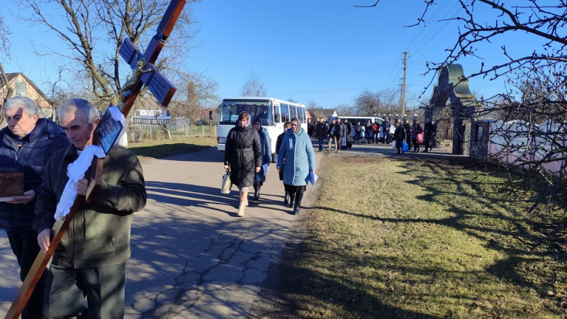 Серце зупинилося внаслідок отриманих травм під час боїв: на Волині поховали захисника Олександра Остапчука