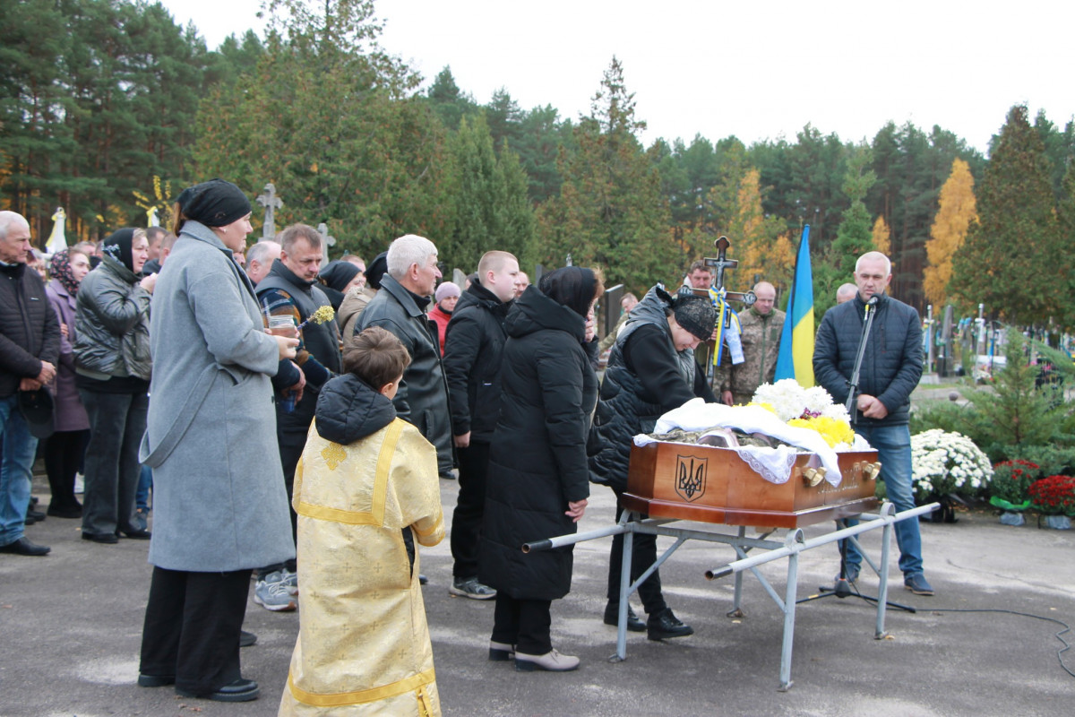 Кілька днів тому повернувся у військовий стрій: на Волині попрощалися з мужнім захисником Володимиром Євпаком