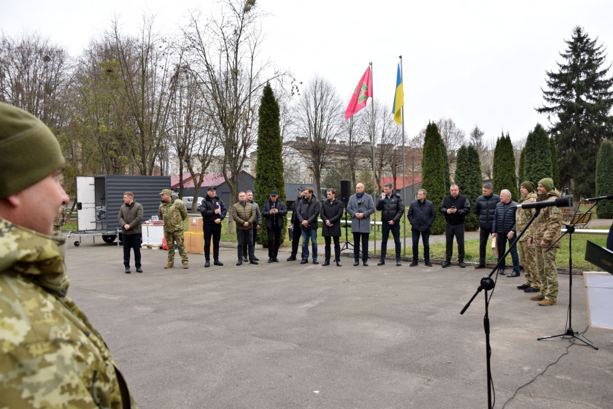 Як волонтери Волині допомагають прикордонникам на передовій