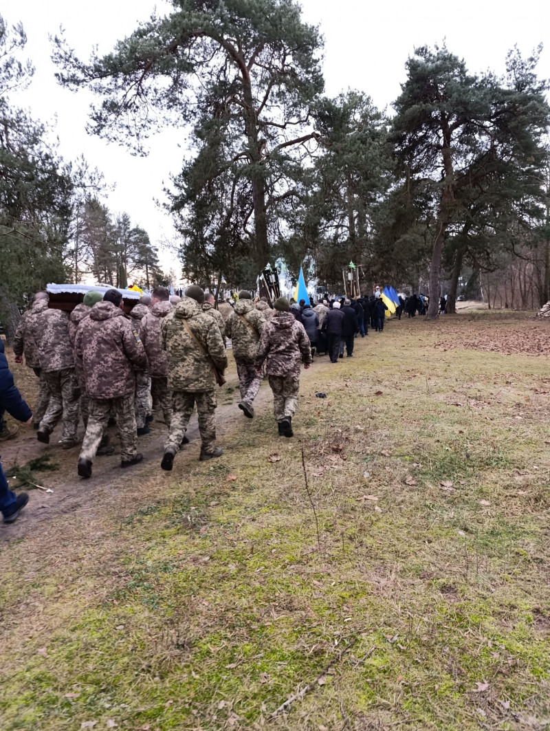 Взірець мужності та незламності: на Волині провели в останню дорогу відважного Героя Івана Дзьобана