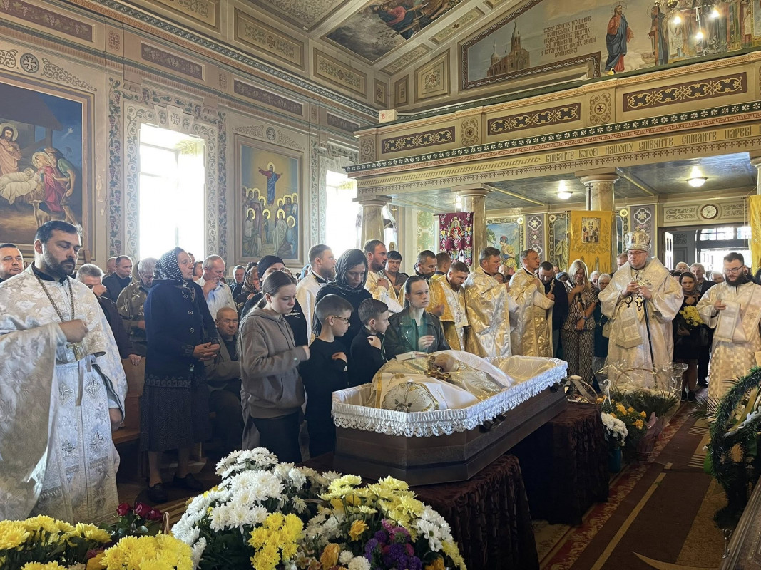 Волиняни провели в останню дорогу настоятеля Свято-Юріївського собору протоієрея Євгена Шевчука