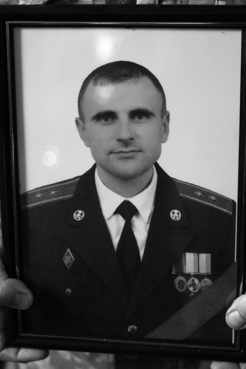 Загинув через декілька днів після дня народження: у Луцьку попрощалися з підполковником Василем Матюком