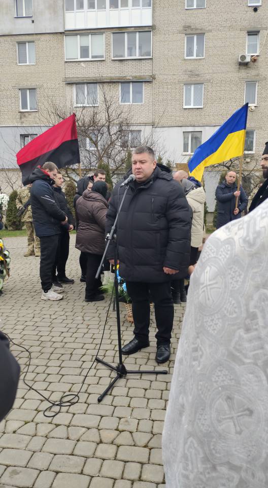 Знайшов вічний спочинок на Різдво: на Волині попрощалися із 22-річним Героєм Максимом Томчуком