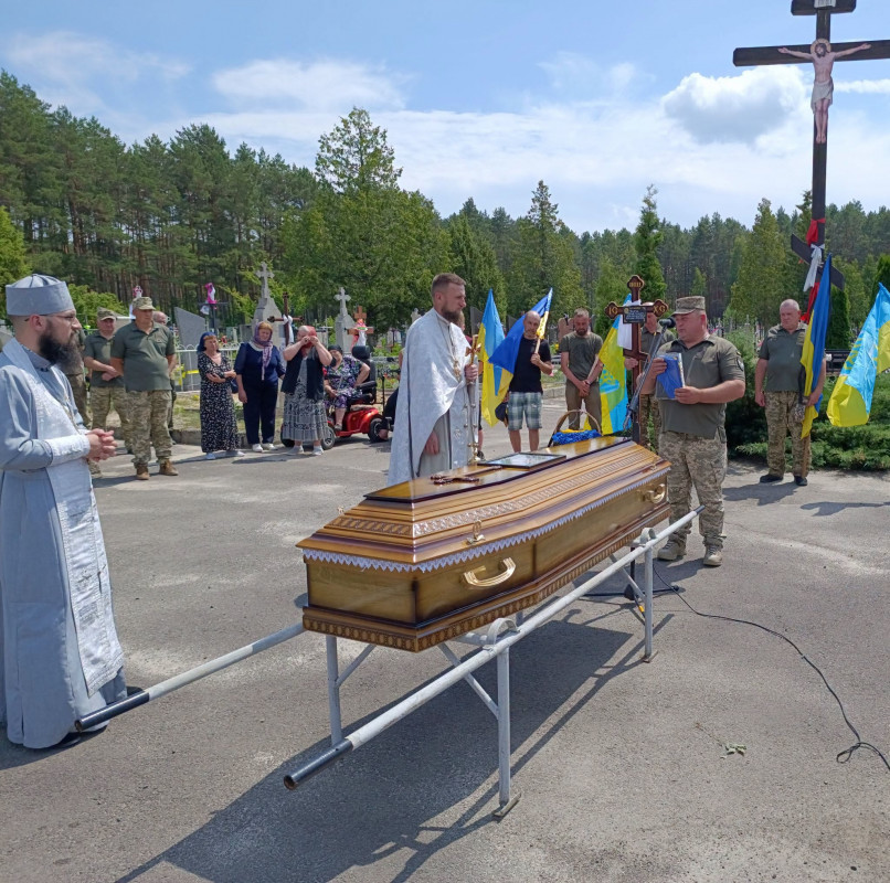 Навіки 22: на Волині поховали Героя Олександра Бусла, який тривалий час вважався зниклим безвісти