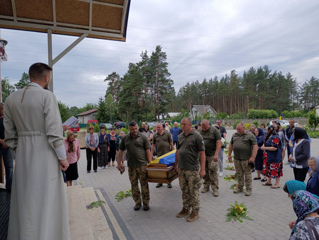 Навіки 22: на Волині поховали Героя Олександра Бусла, який тривалий час вважався зниклим безвісти