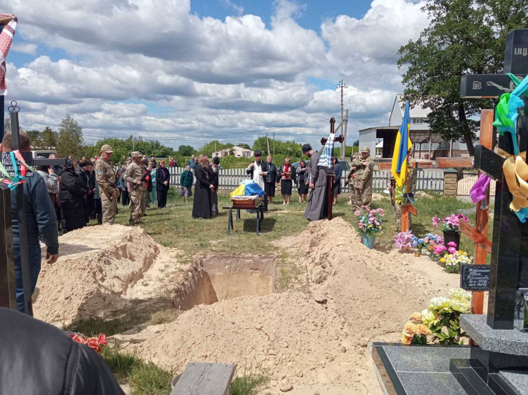 Назавжди у строю: волиняни провели в останню дорогу кулеметника Вячеслава Філіпчука