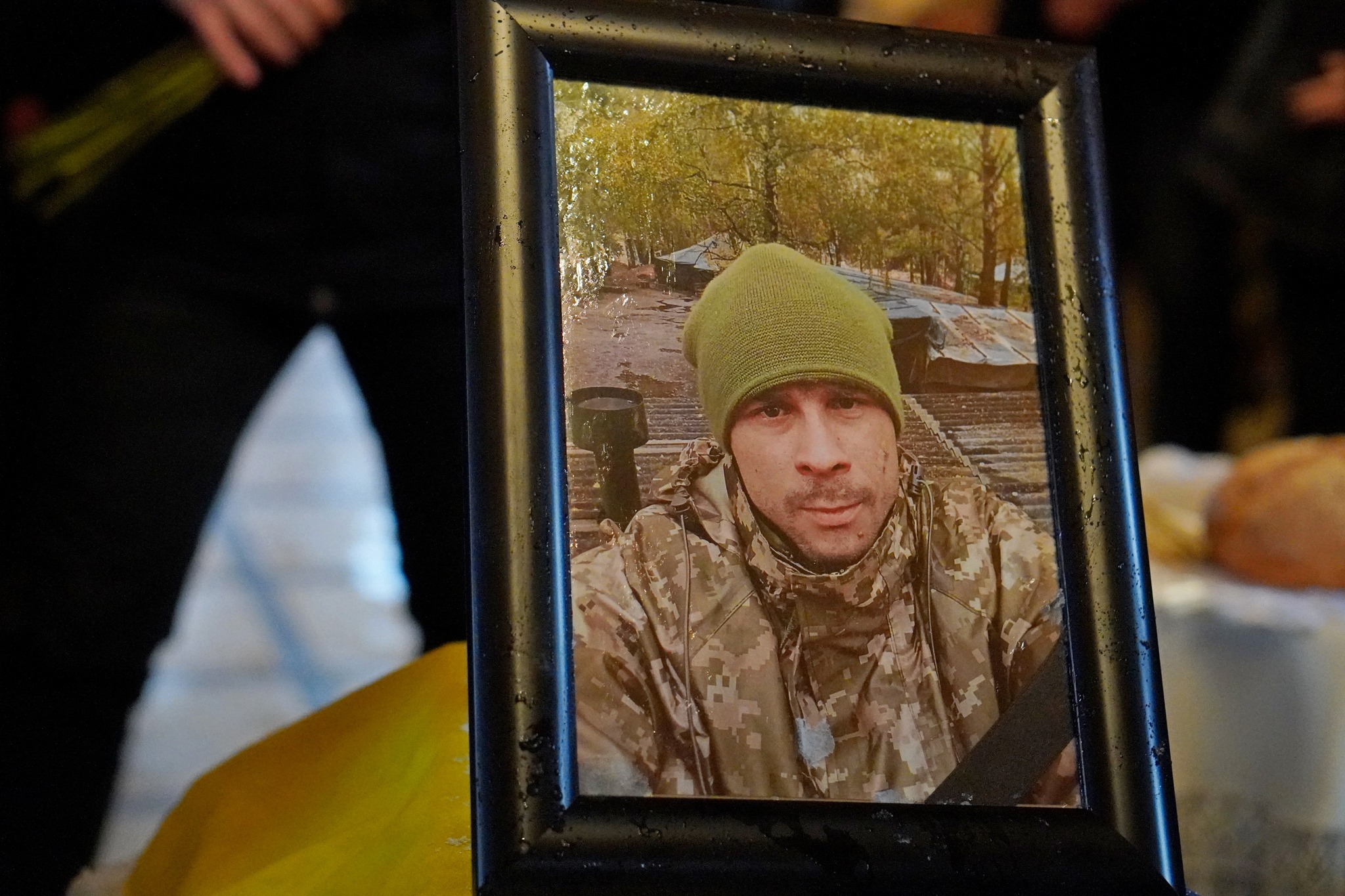 Назавжди молоді: на Волині провели в останню путь Героїв Валерія Сілаєва та Олександра Семенюка