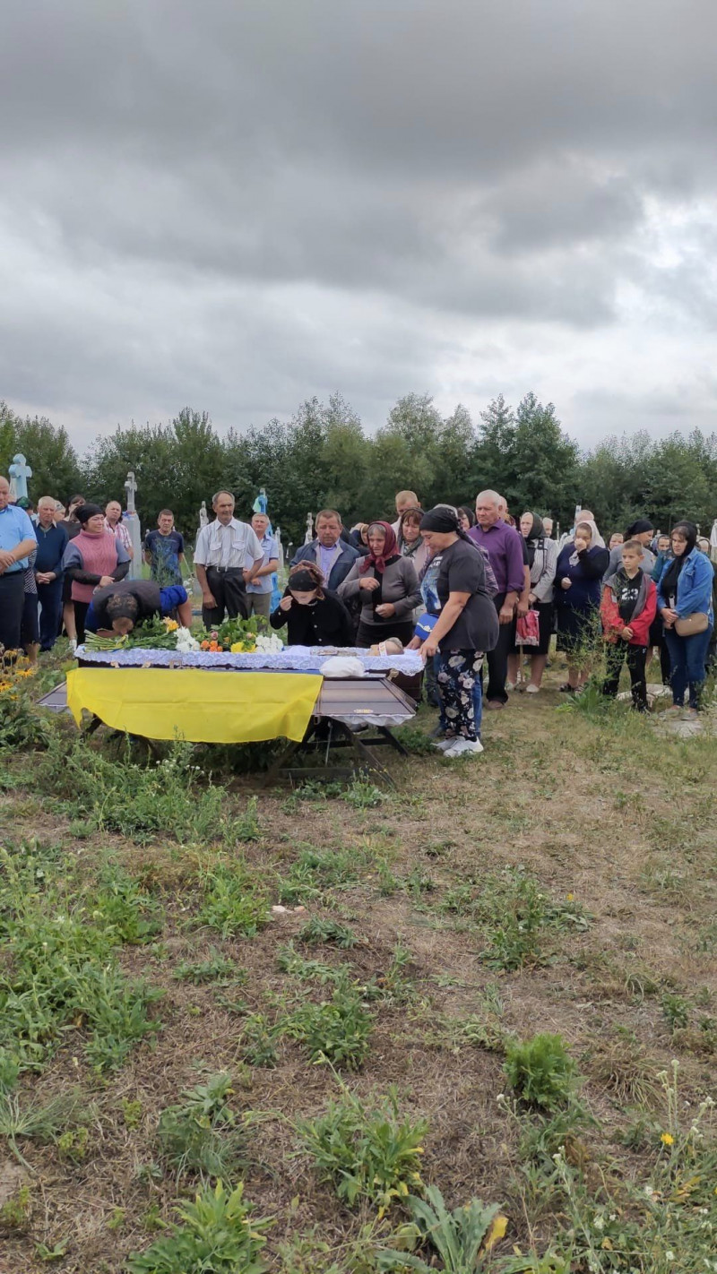 Помер у лікарні від важкої хвороби: на Волині попрощалися з Героєм Ігорем Дубчуком