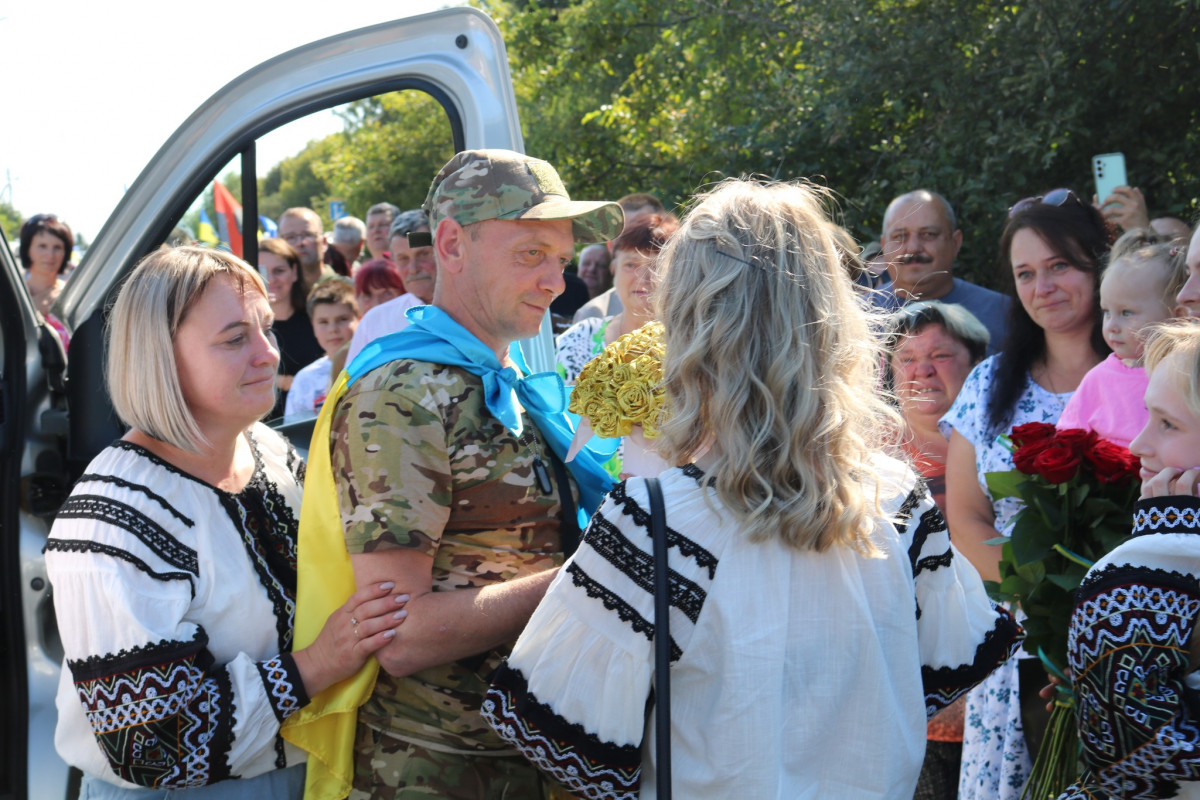 Повернення з полону: волинянин Ігор Жуковський зустрівся з рідними та земляками