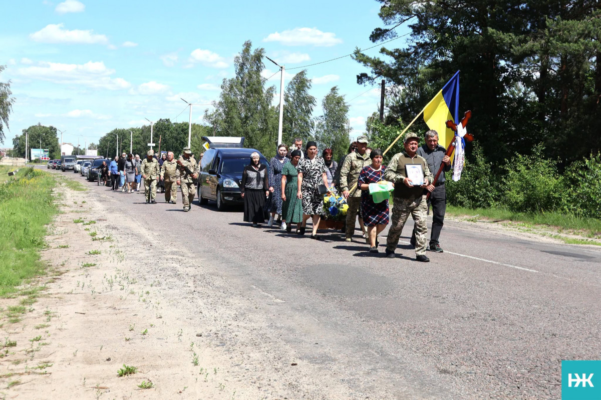 Брат полеглого Героя нині на фронті: на Волині попрощалися з військовослужбовцем Іваном Сокиркою