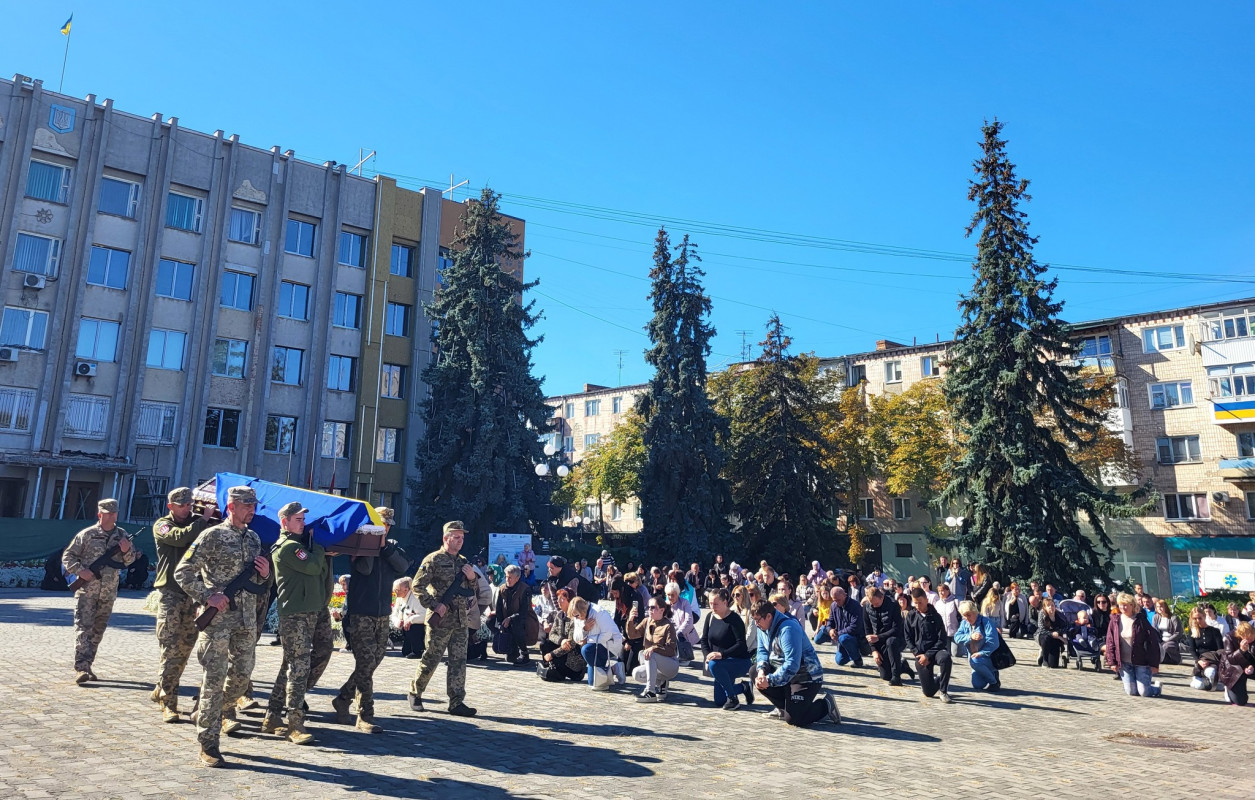 Отримав повістку й без вагань з’явився до ТЦК: на Волині в останню земну дорогу провели Героя Тараса Солтиса